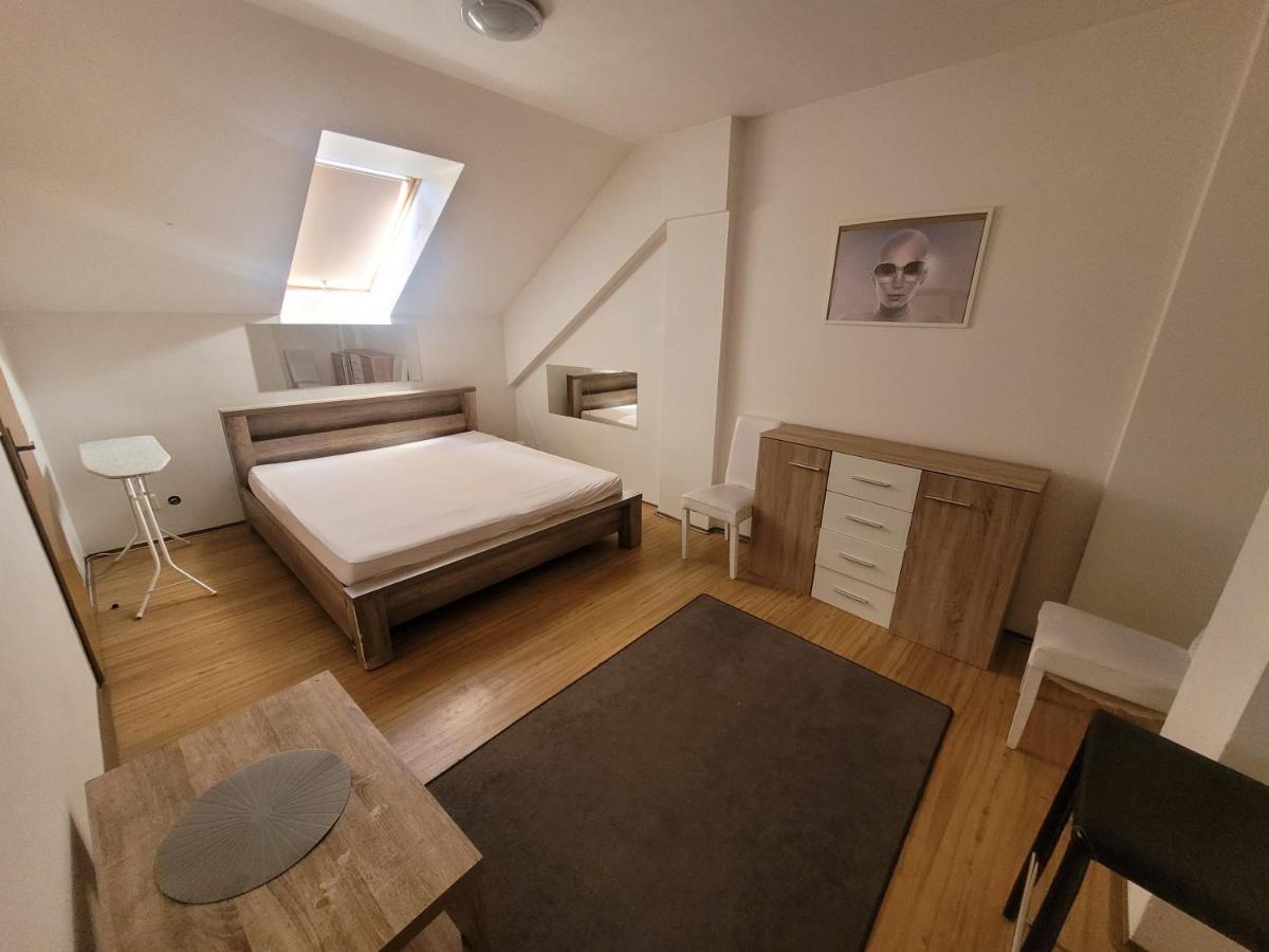Apartments Zizkov B Praha Eksteriør bilde